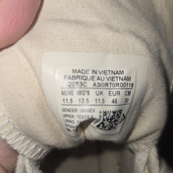 Converse High-Top Sneakers - Picture 7 of 7